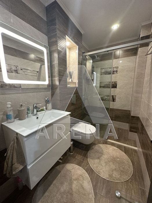 Продава се Тристаен апартамент в Пловдив, Христо Смирненски - 90 кв.м за 1812 €/кв.м - Снимка #11