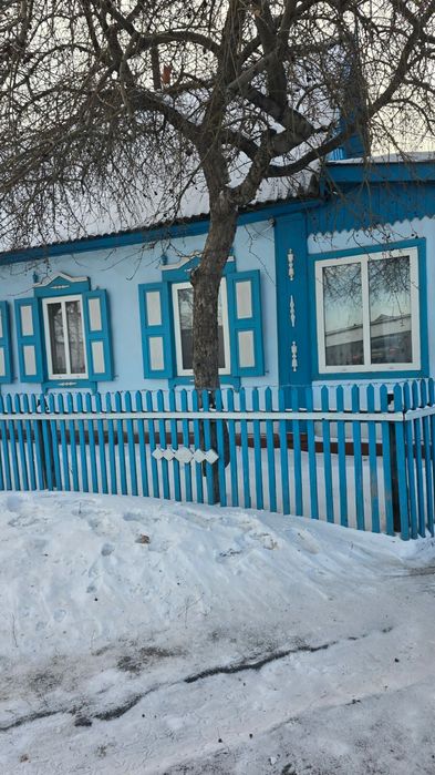 Продается 2 х комнатый дом в районе Комсомольский поселок!
