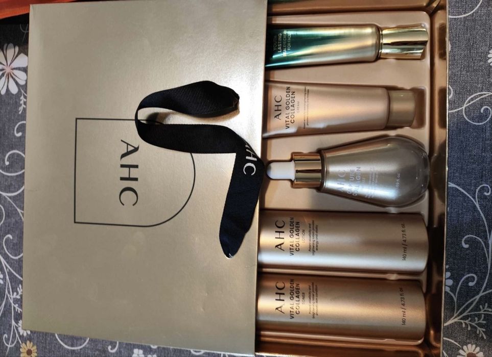 Косметика корейская AHC