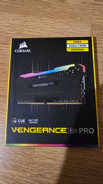 Memorii DDR4 16gb