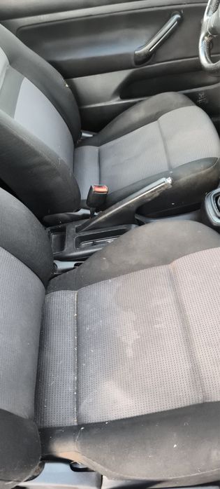 WV Golf 4 1.4 75ph 2000g на части