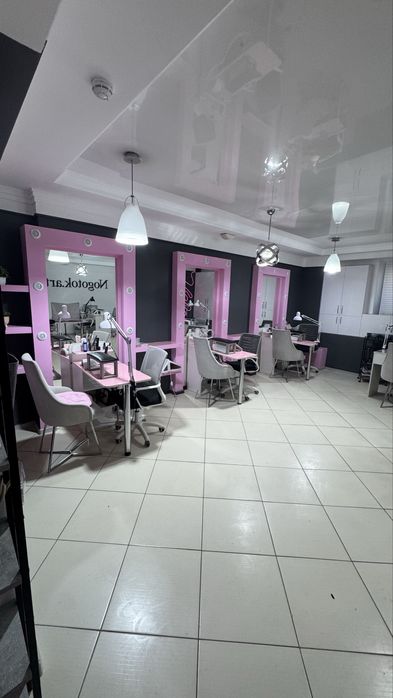 Продам студию маникюра