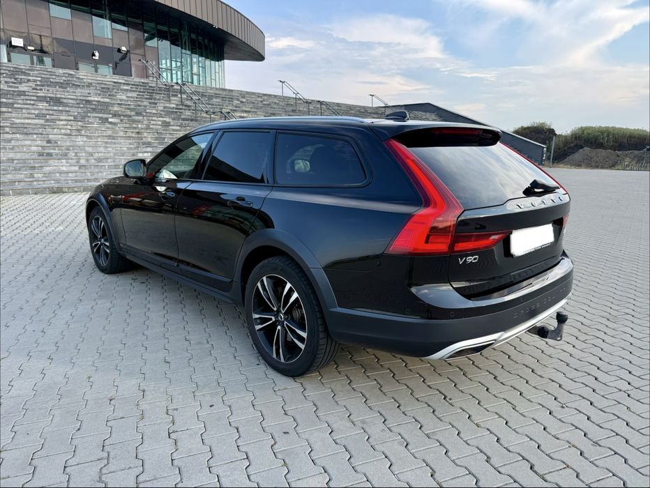 Volvo V90 Cross Country 2.0D