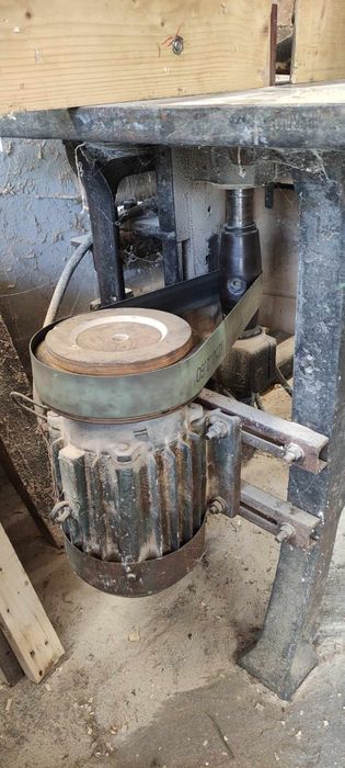 Дърводелска трифазна фреза