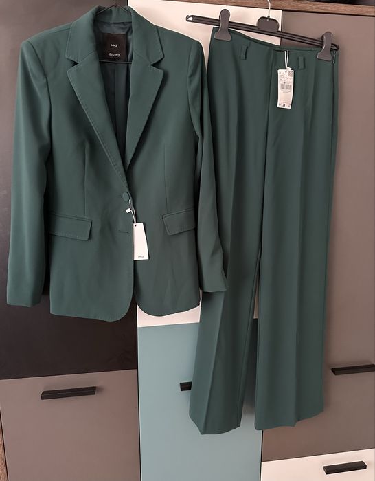 Костюм Манго