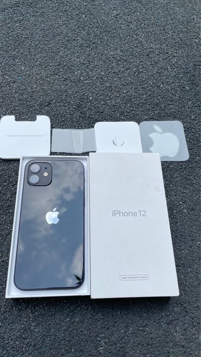 Срочно продам айфон 12 новый