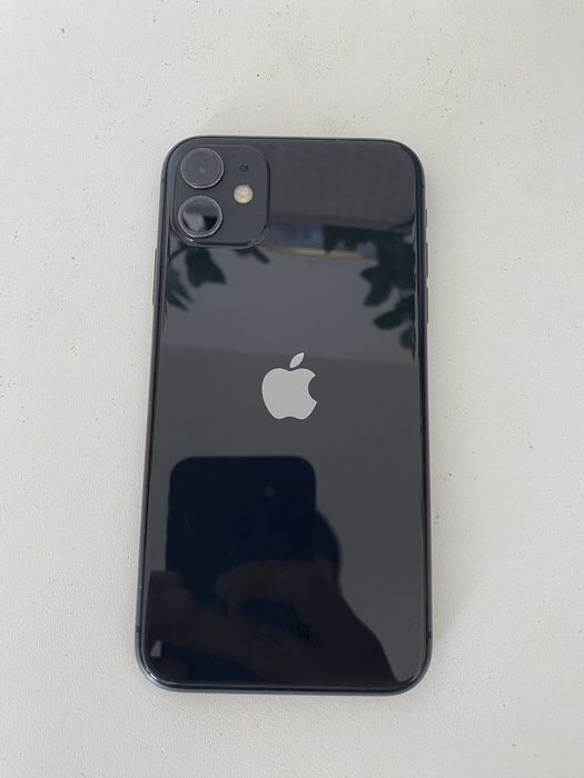Продам Iphone 11