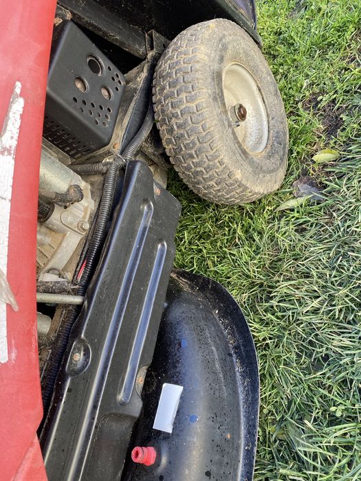 Tractoras de gazon Hecht 5161