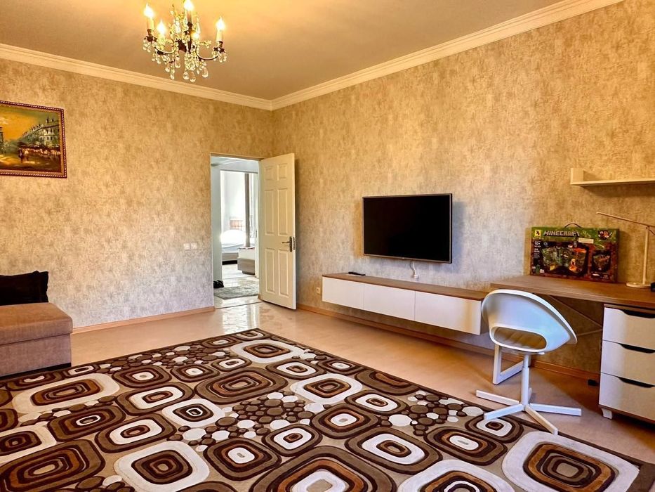 Продам 2 ком Юнусабад 8 квартал Ипотека