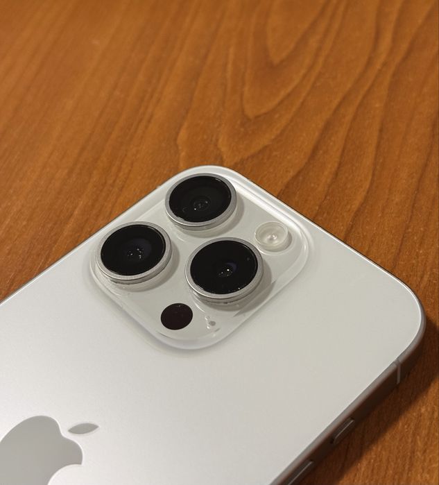 iPhone 15 Pro White Alb 256 GB