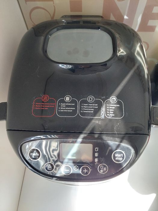 Хлебопекарна Tefal