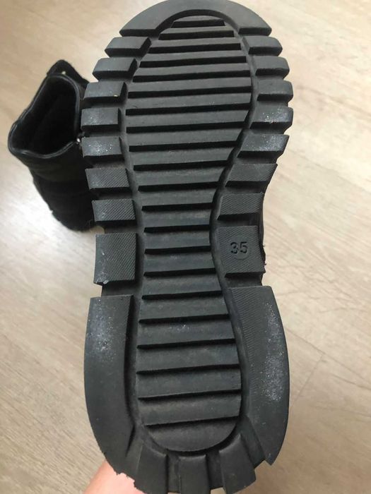 Кожаные демисезонные ботинки