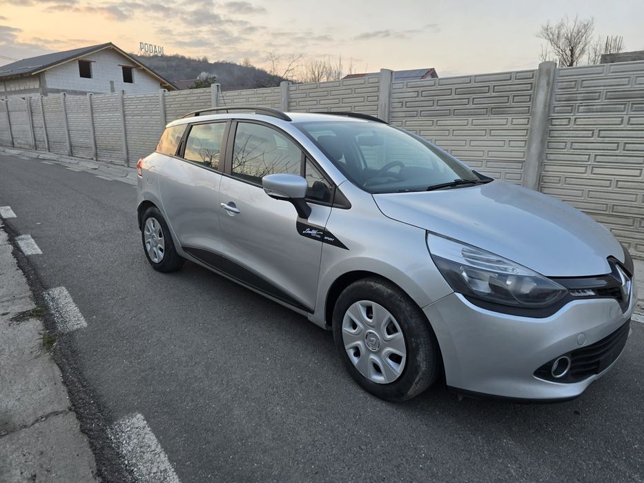 CLIO Spotour 1.5 Diesel Clima  Navigatie Senzori parcare Led