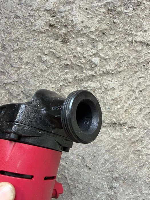 циркулационна помпа Grundfos