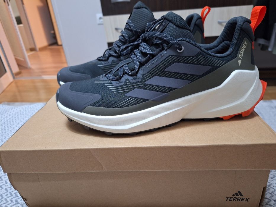 Оригинални мъжки  маратонки Adidas Terrex