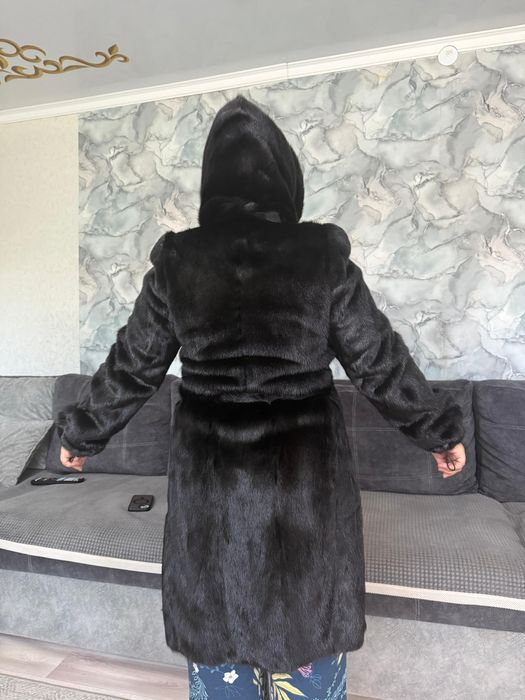 Продам норковую шубу.В хорошем состоянии.