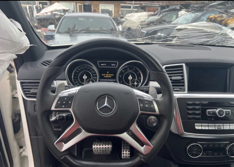 Mercedes Ml 63 AMG на части