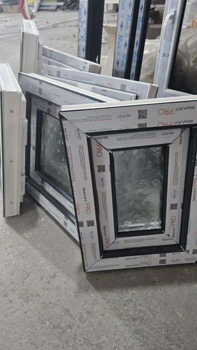 Окна  форточки    новые