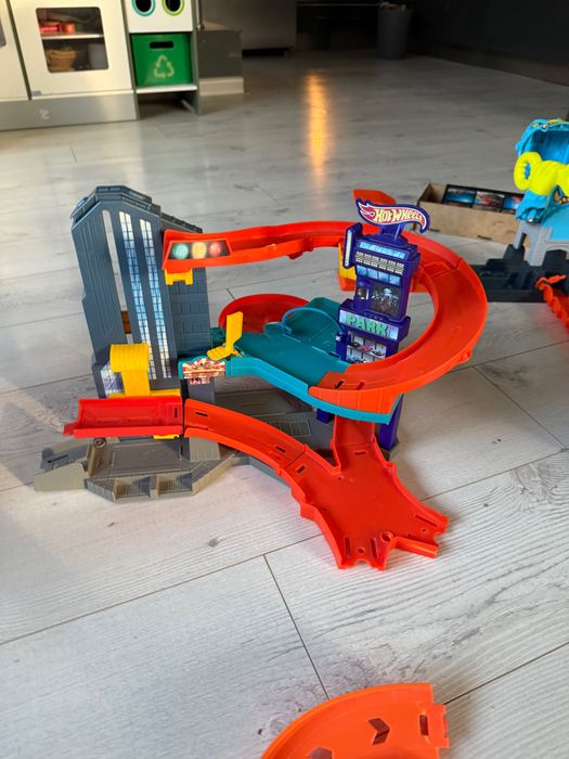 Hot wheels писти