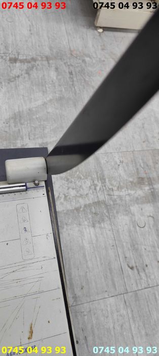 ghilotina PAVO Cutmaster 4 taie impecabil