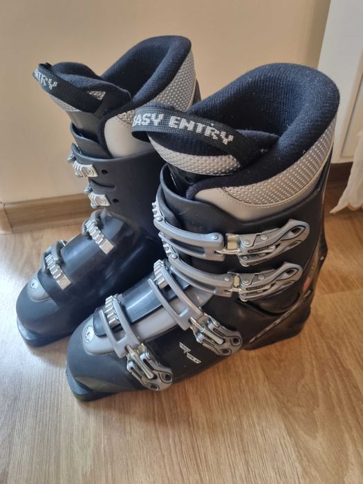 Clapari ski, noi, Roxa, marime 42, 43, 28, 28.5, flex 70, made Italia.