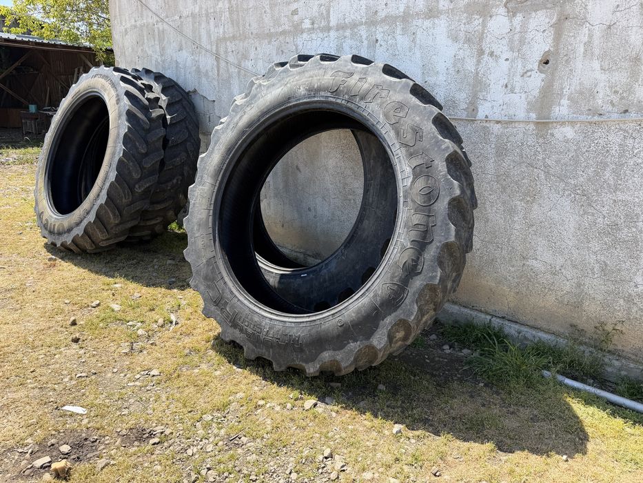 Set 4 anvelope  IF 380/90/R46, fabricatie 2018, SUA, pentru tractor sau autopropulsata John Deere etc.