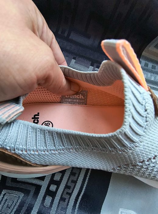 Дамски сникъри Bench