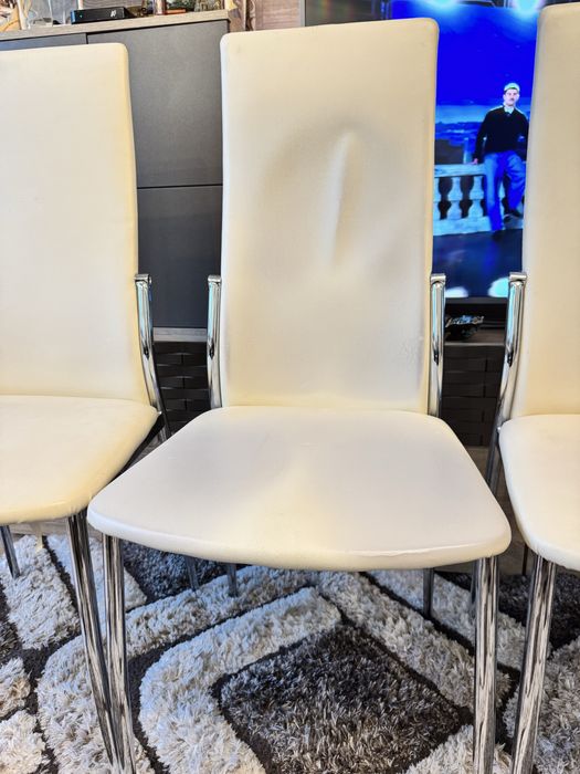 Холови столове комплект 4 бр бяла кожа използвани