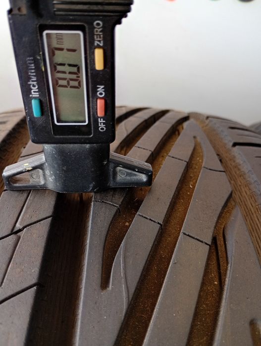 Почти нови 4бр 225/50/17 Uniroyal RS5 dot0420