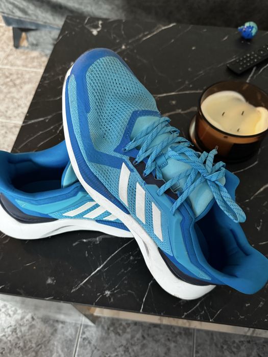 Маратонки Adidas