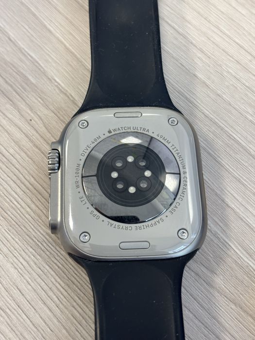 Apple Watch Ultra 1