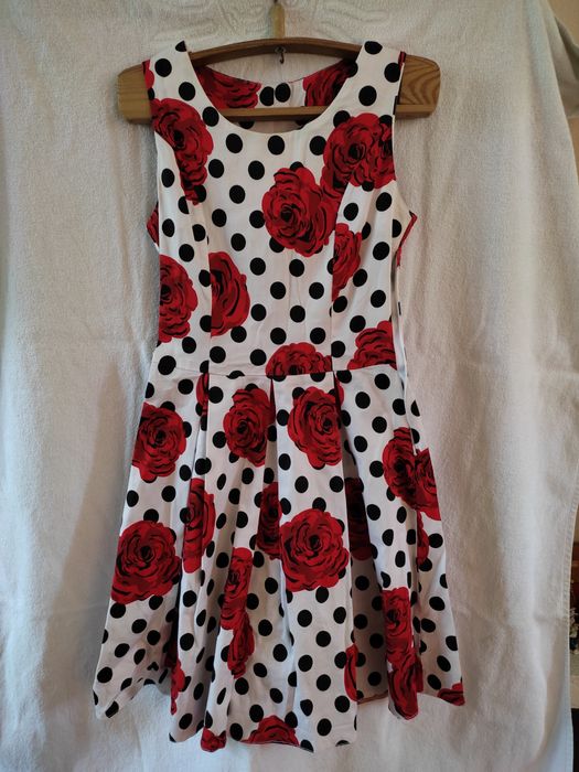 Платья на девочку