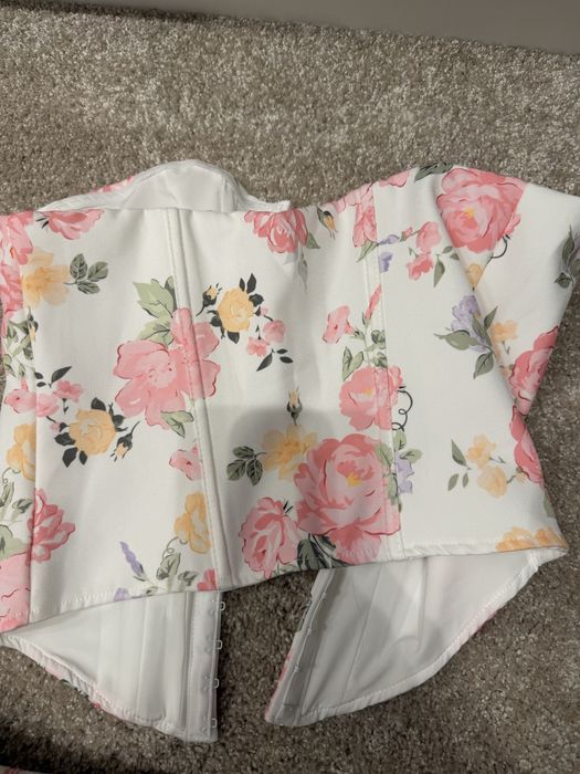 корсет - нов  XS