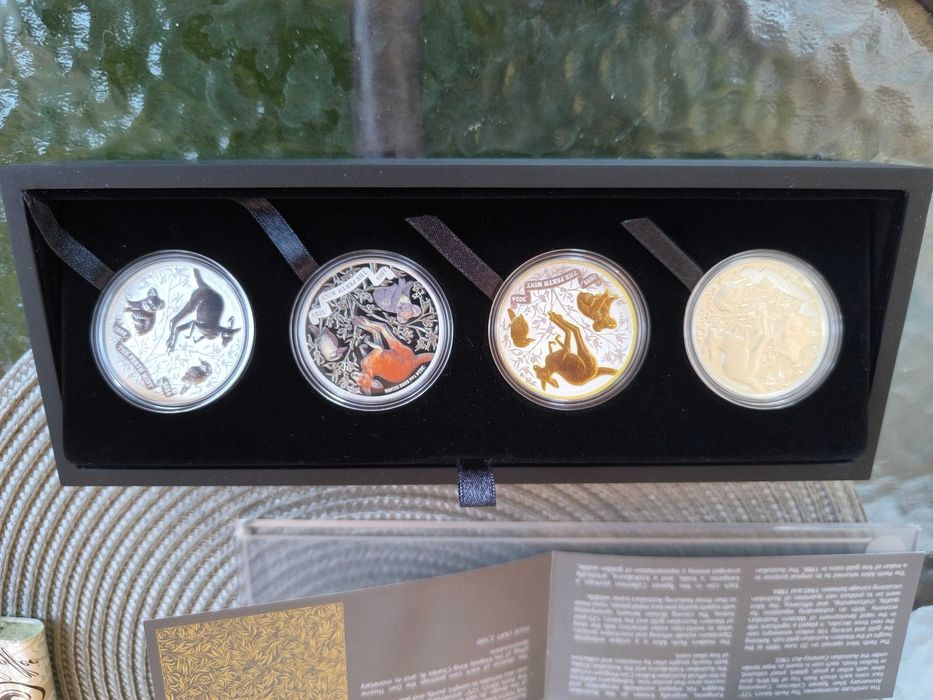 Сребърни монети комплект