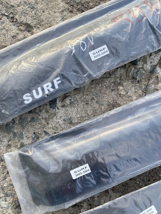 Ветровики на 4runner Surf