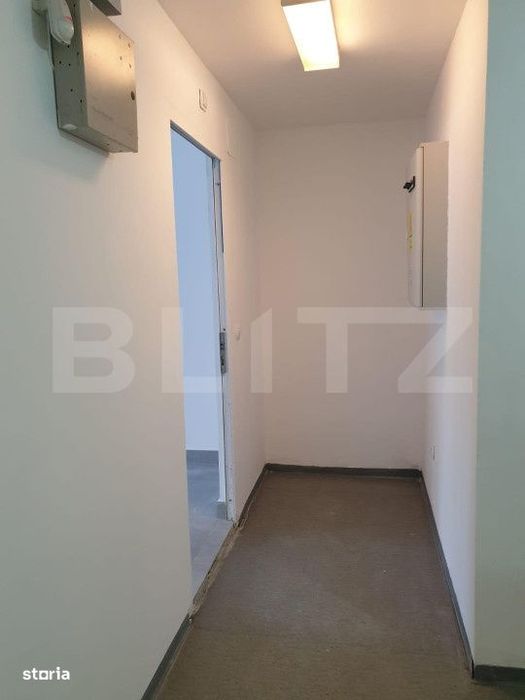 Spatiu comercial cu potential, 200 mp, zona Saturn