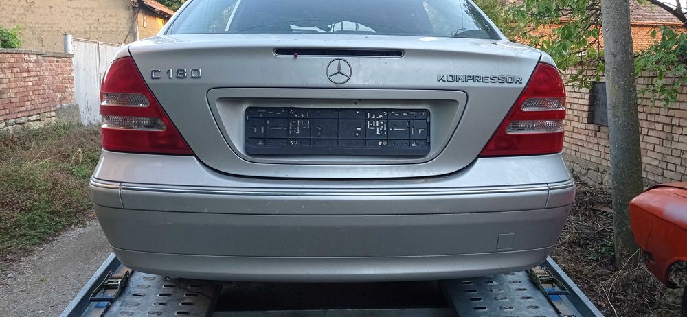 Mercedes C180 kompresor W203 143ph 2003 На Части