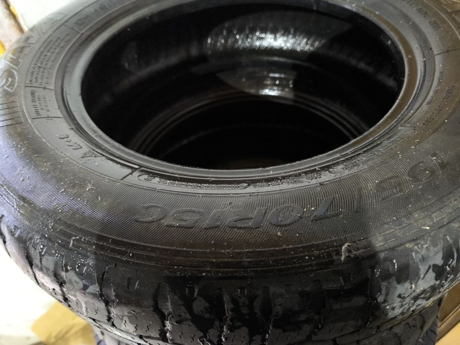 Anvelope 205/65/R16 C -100 lei buc (am 3 bucăți ) 190/70/15C -50 lei