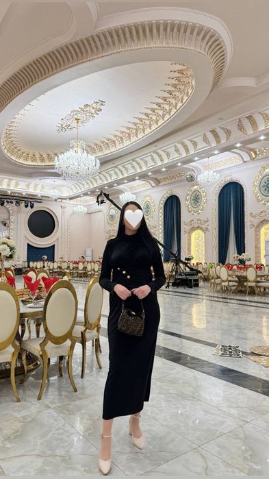 Продам платье черное