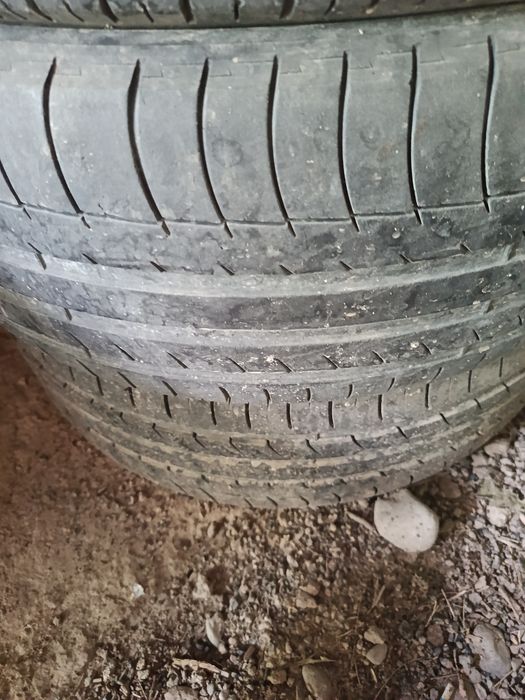 235/55/19 Michelin