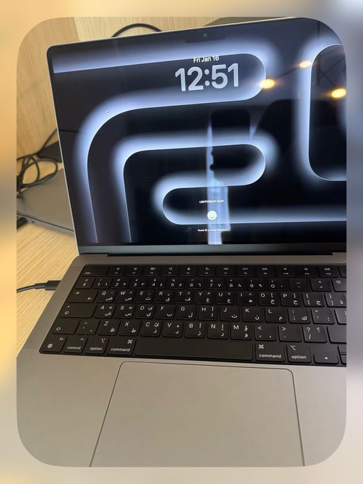 MacBook Pro M1 Pro 16Gb ram 512 SSD