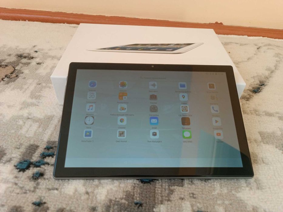 Planshet Tab910 Sotiladi