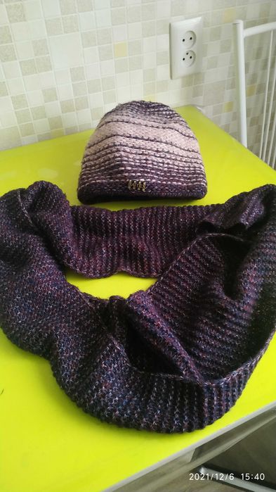 Шапка и хомут продам