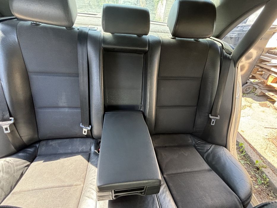 Продавам ауди а4 б6 на части