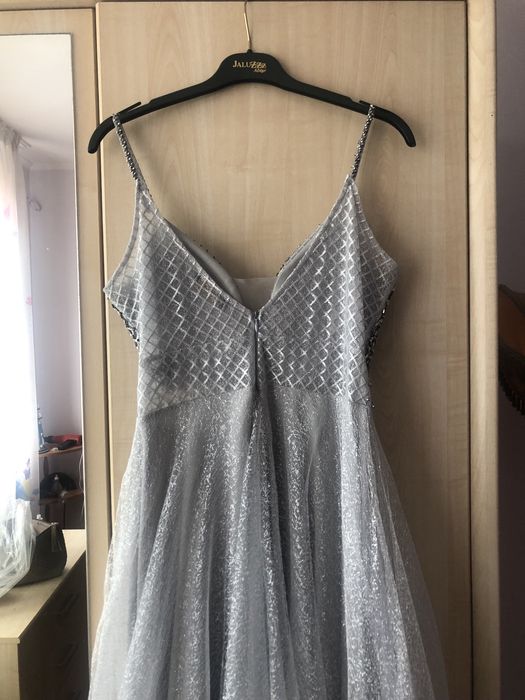 Бална рокля