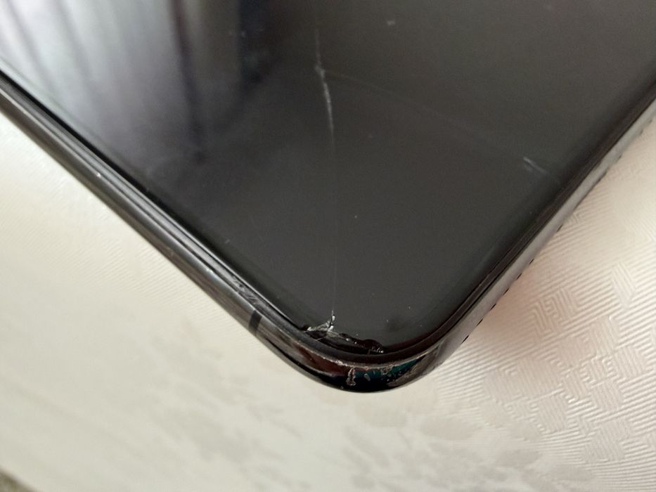 Iphone x 64 gb все работает