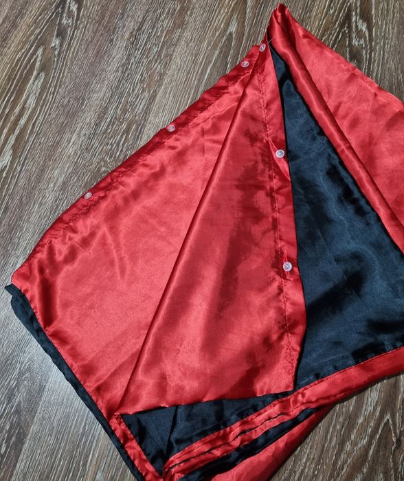 Червена сатенена калъфка за единична завивка-20лв.