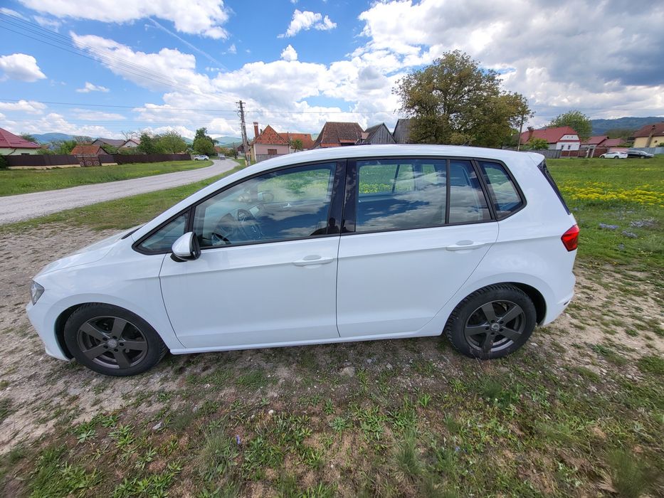 VOLKSWAGEN Golf Sportsvan 2015 — imagine 2