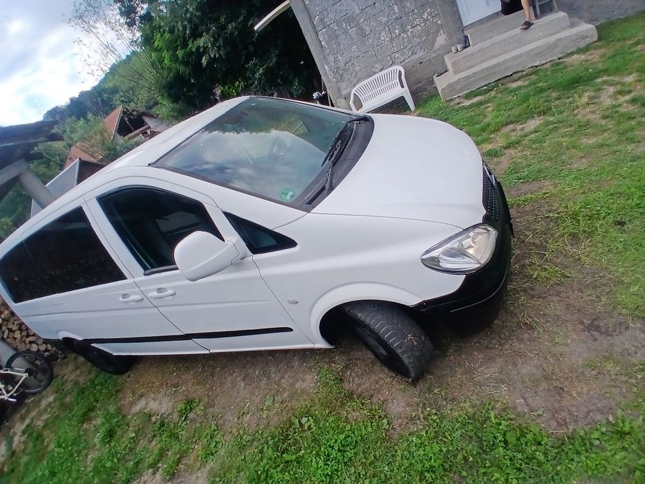 VAND URGENT Mercedes vito model extra long 8+1