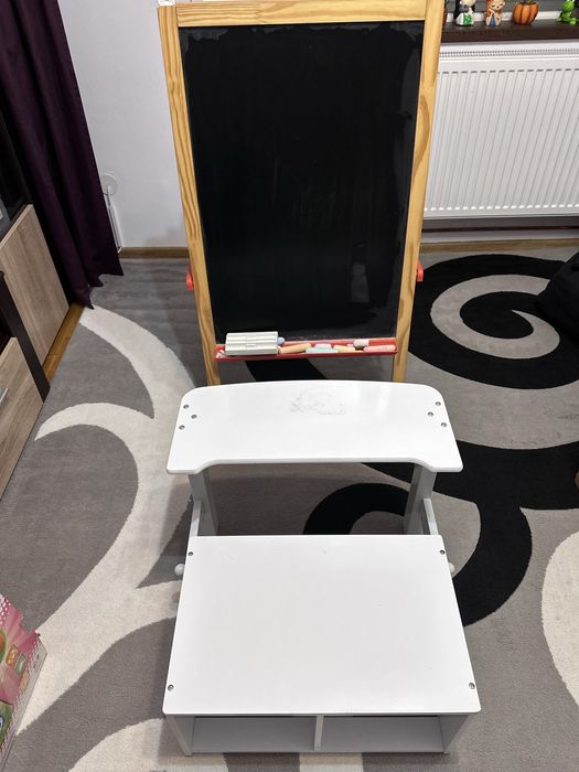 Tablă, banca-masa, carti si puzzle-uri copii 2-5 ani